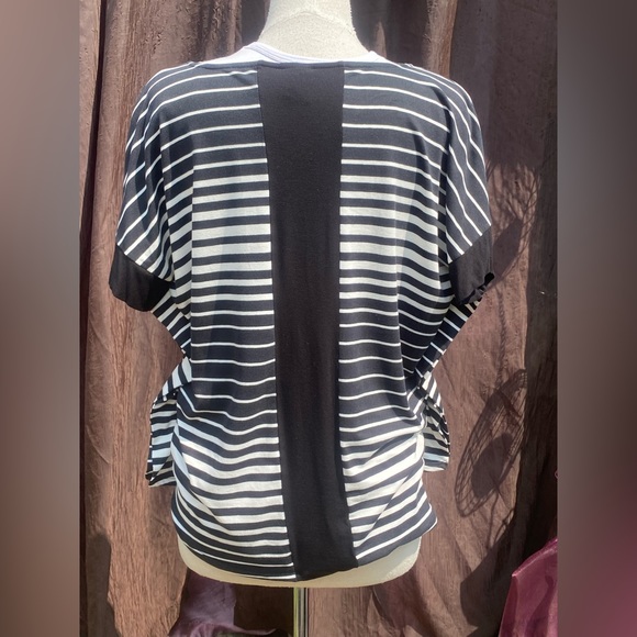 🤗16-You Are Magnetic❤️ Bobeau Black & White Tunic - Picture 4 of 14